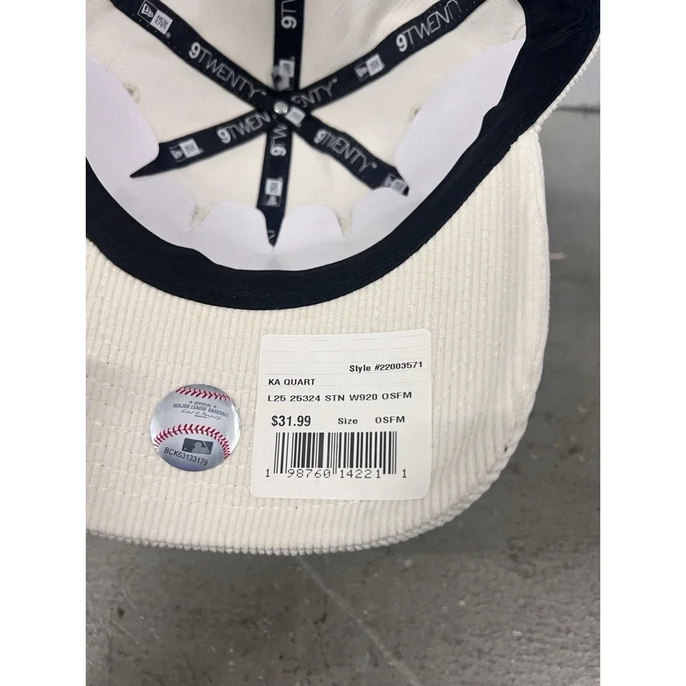 New Era Texas Rangers Womens 9TWENTY Adjustable Corduroy Hat Cream MLB Cap‎